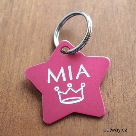 Růžová identifikační známka pro psa s gravírováním na přání