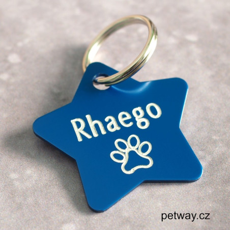 Známka pro pejska ve tvaru hvězdy s gravírováním identifikačních údajů
