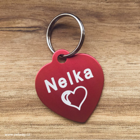 Červená psí známka pro psa s gravírováním jména a telefonu